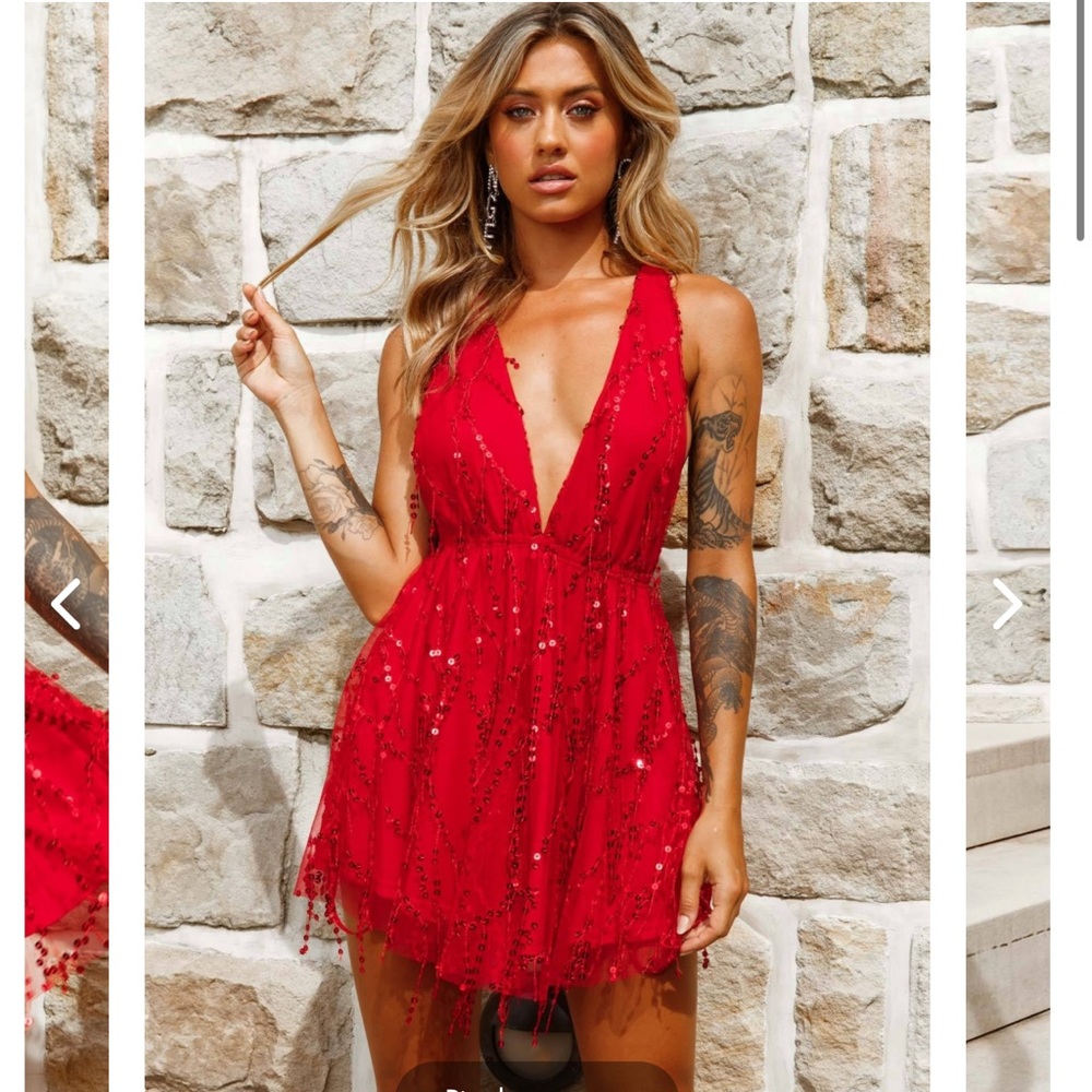 WORN ONLY ONCE!! red sequin mini party dress - size small (strechty waist band)
